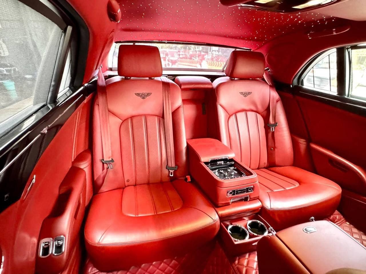 Bentley Flying Spur — view 10